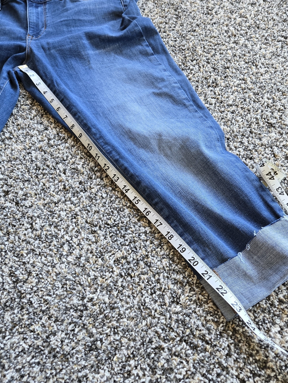 J.Jill Boyfriend Straight Leg Ankle Mid-Blue Cropped Turn-Cuff Jeans Size 12 - Picture 11 of 12